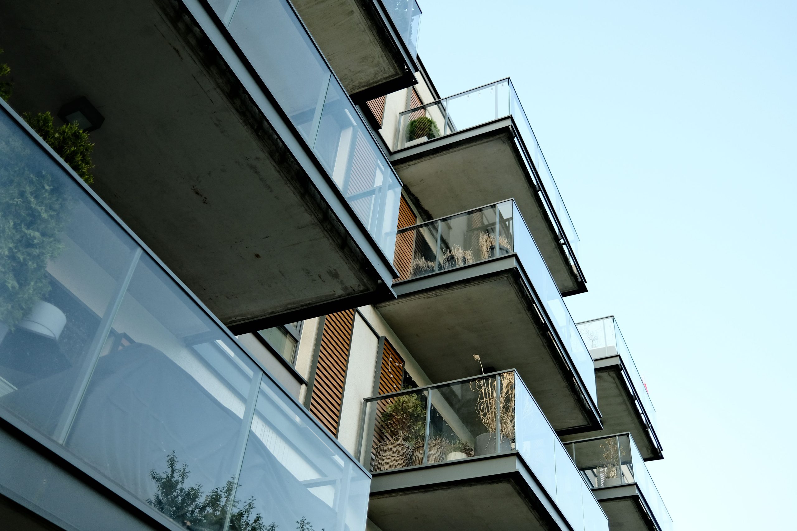 Balcons modernes immeuble résidentiel architecture contemporaine